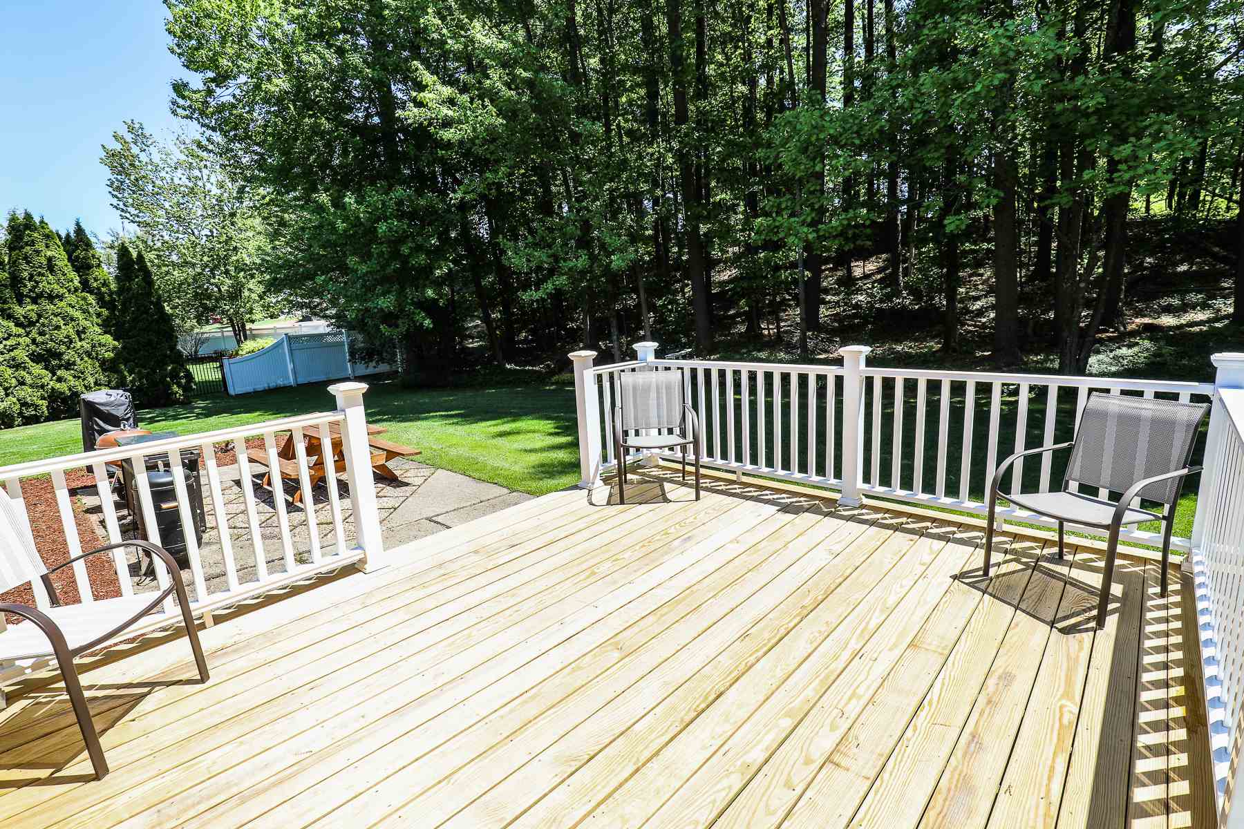 4 Todd Road Nashua, NH 03064 - Photo 25 of 30 Gallery Image 25