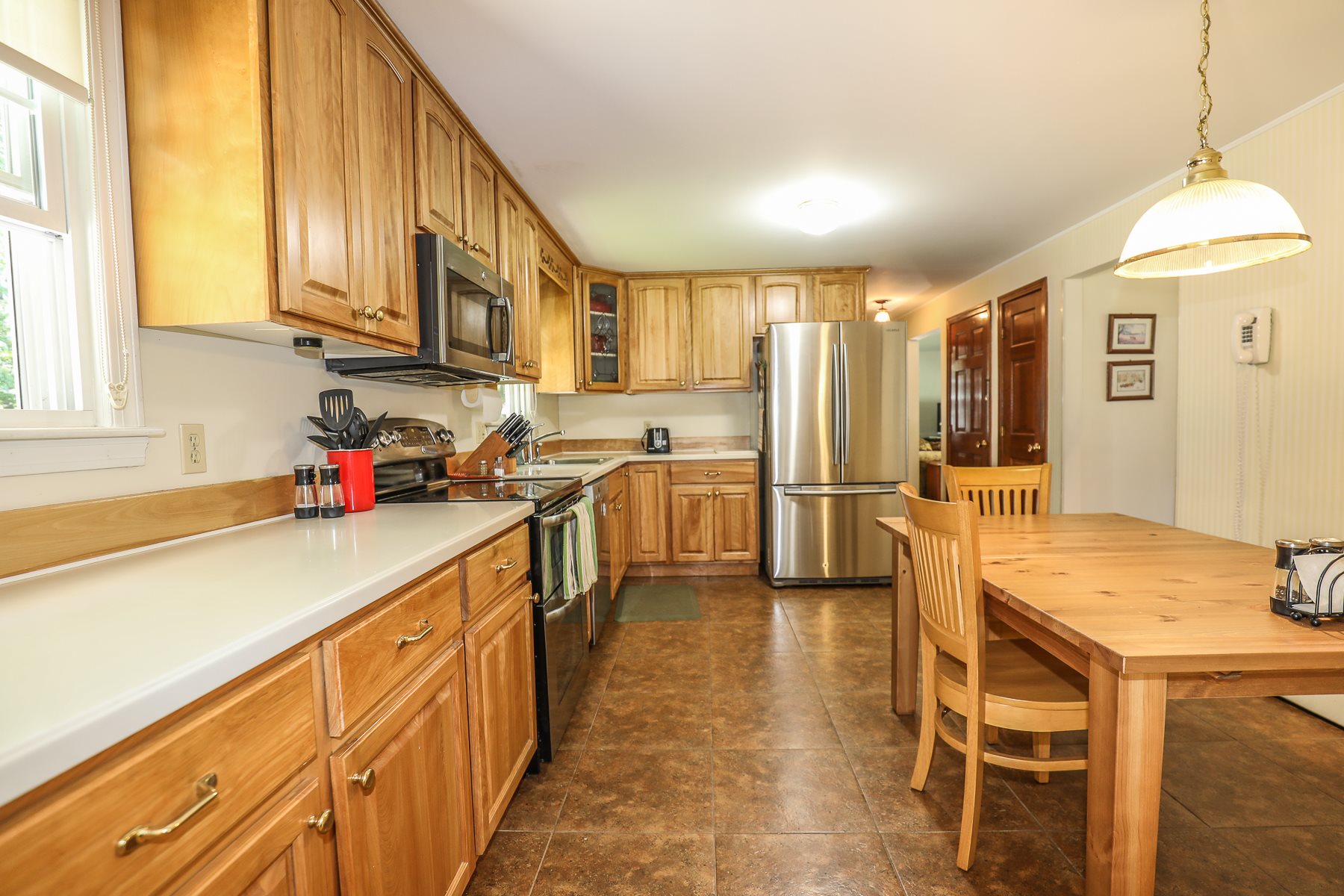 4 Todd Road Nashua, NH 03064 - Photo 9 of 30 Gallery Image 9