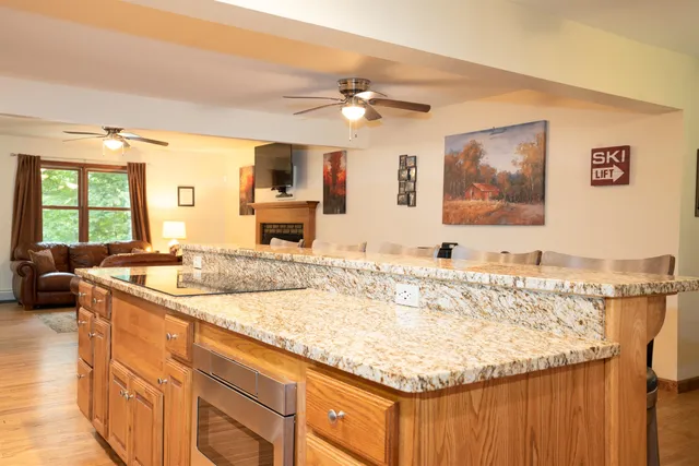 $635,000 | 1649 East Manchester Road, Manchester, VT 05255