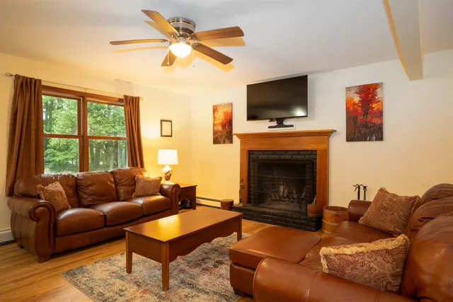 $635,000 | 1649 East Manchester Road, Manchester, VT 05255