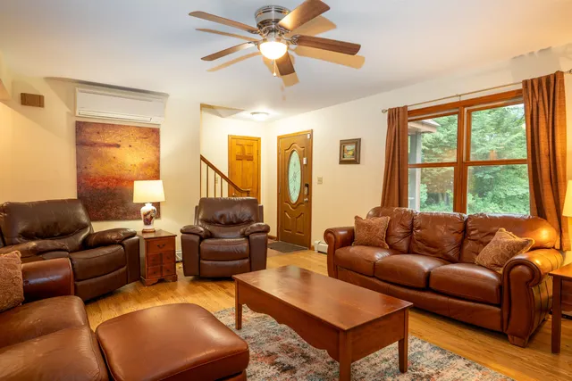 $635,000 | 1649 East Manchester Road, Manchester, VT 05255