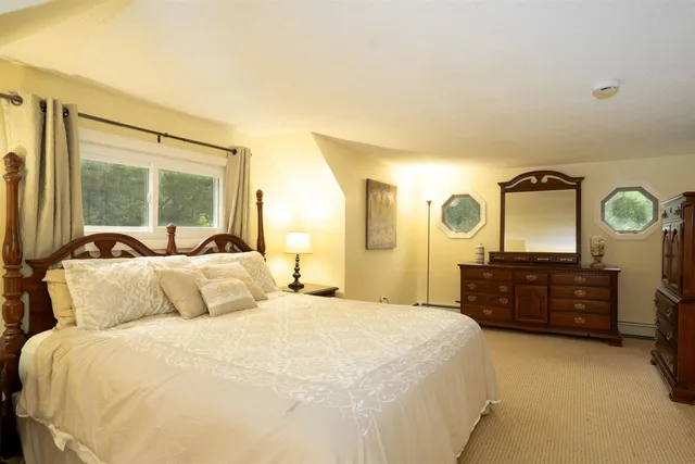 $635,000 | 1649 East Manchester Road, Manchester, VT 05255