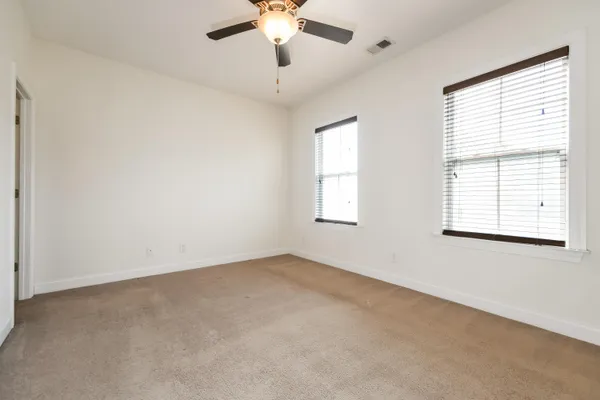 $2,350 | 5194 Celtic Drive, North Charleston, SC 29405