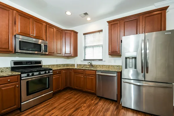 $2,350 | 5194 Celtic Drive, North Charleston, SC 29405