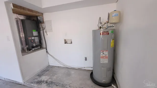 $1,250 | 846 Esconditas Place, Pensacola, FL 32506