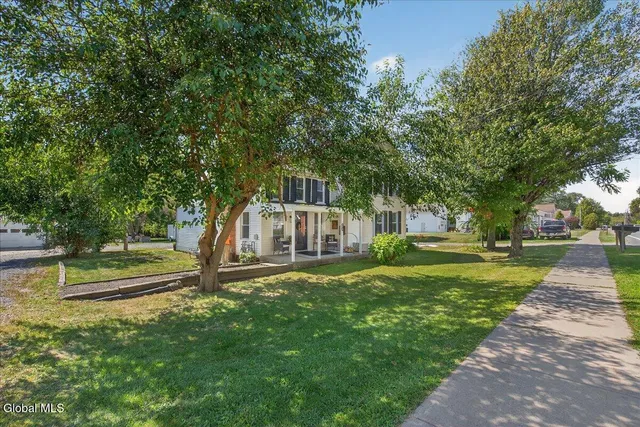 $450,000 | 500 Highway 146, Guilderland, NY 12009