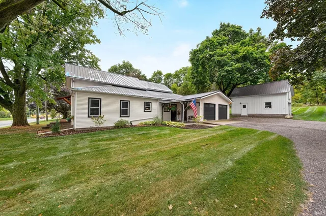 $349,000 | 525 South Main Street, Middlebury, IN 46540