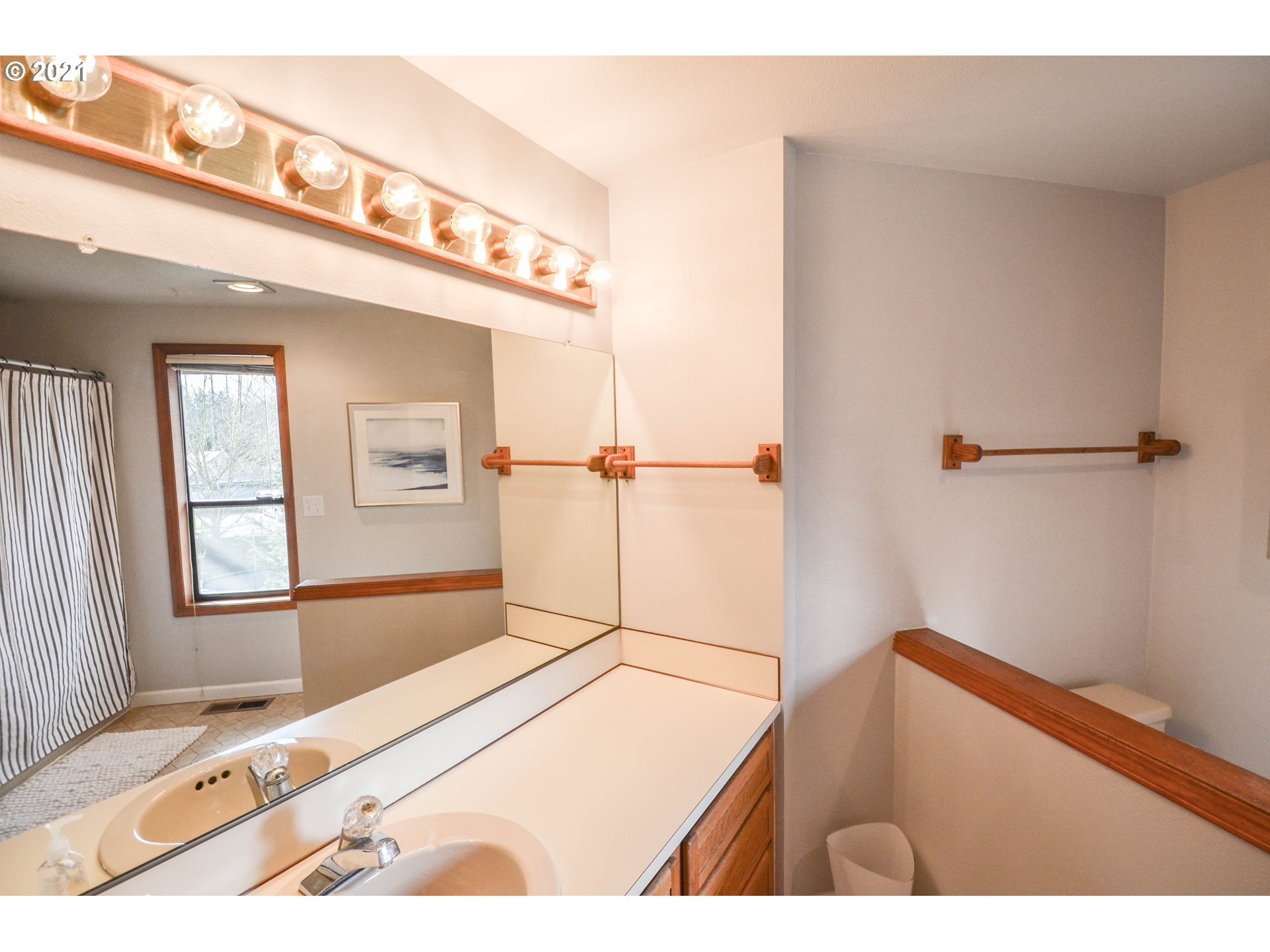 5728 Southwest Calusa Loop Tualatin, OR 97062 - Photo 20 of 29 Gallery Image 20