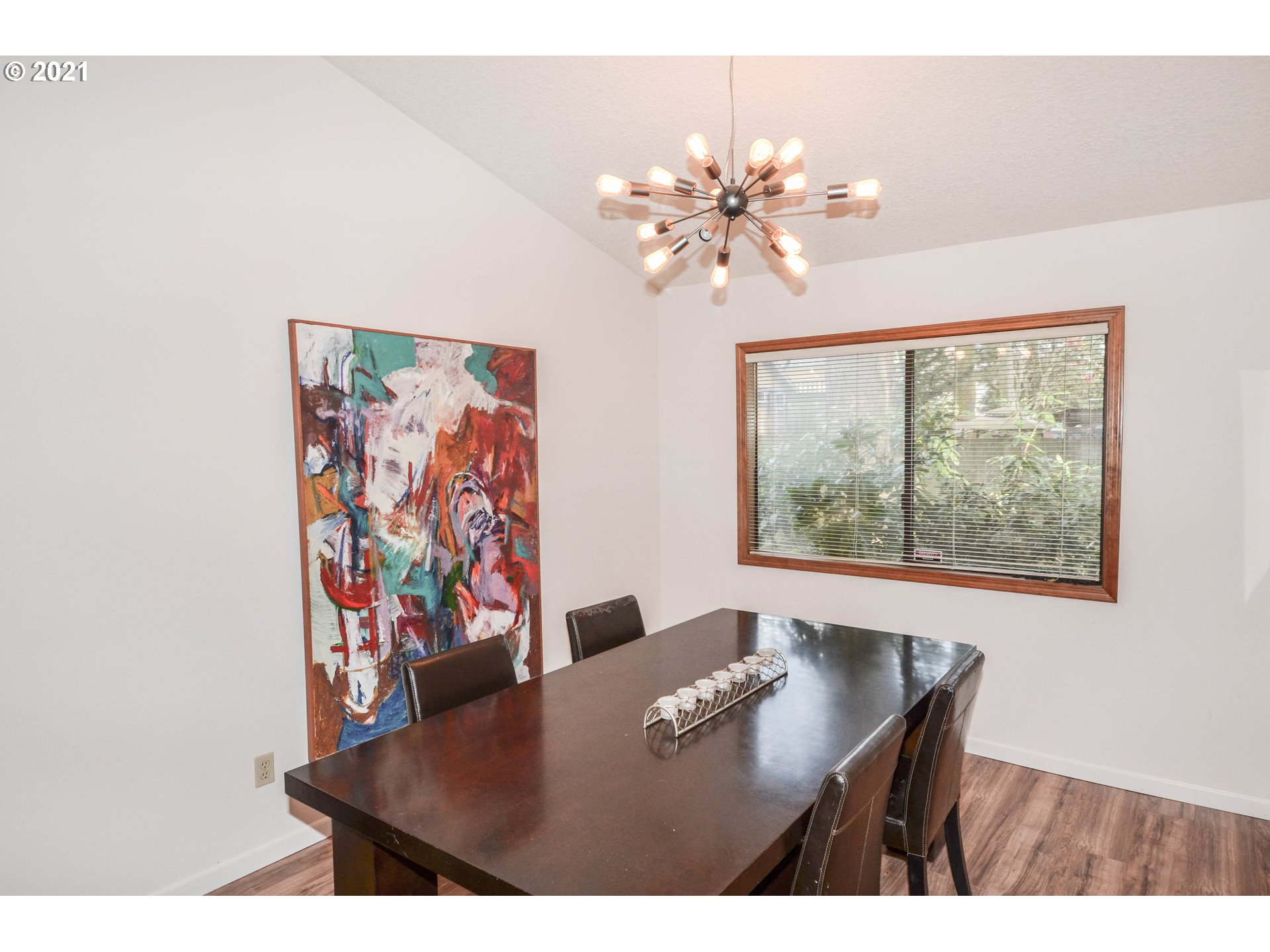 5728 Southwest Calusa Loop Tualatin, OR 97062 - Photo 9 of 29 Gallery Image 9