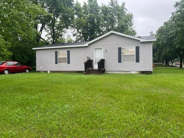 $134,000 | 527 South Street East, Litchfield, MN 55355