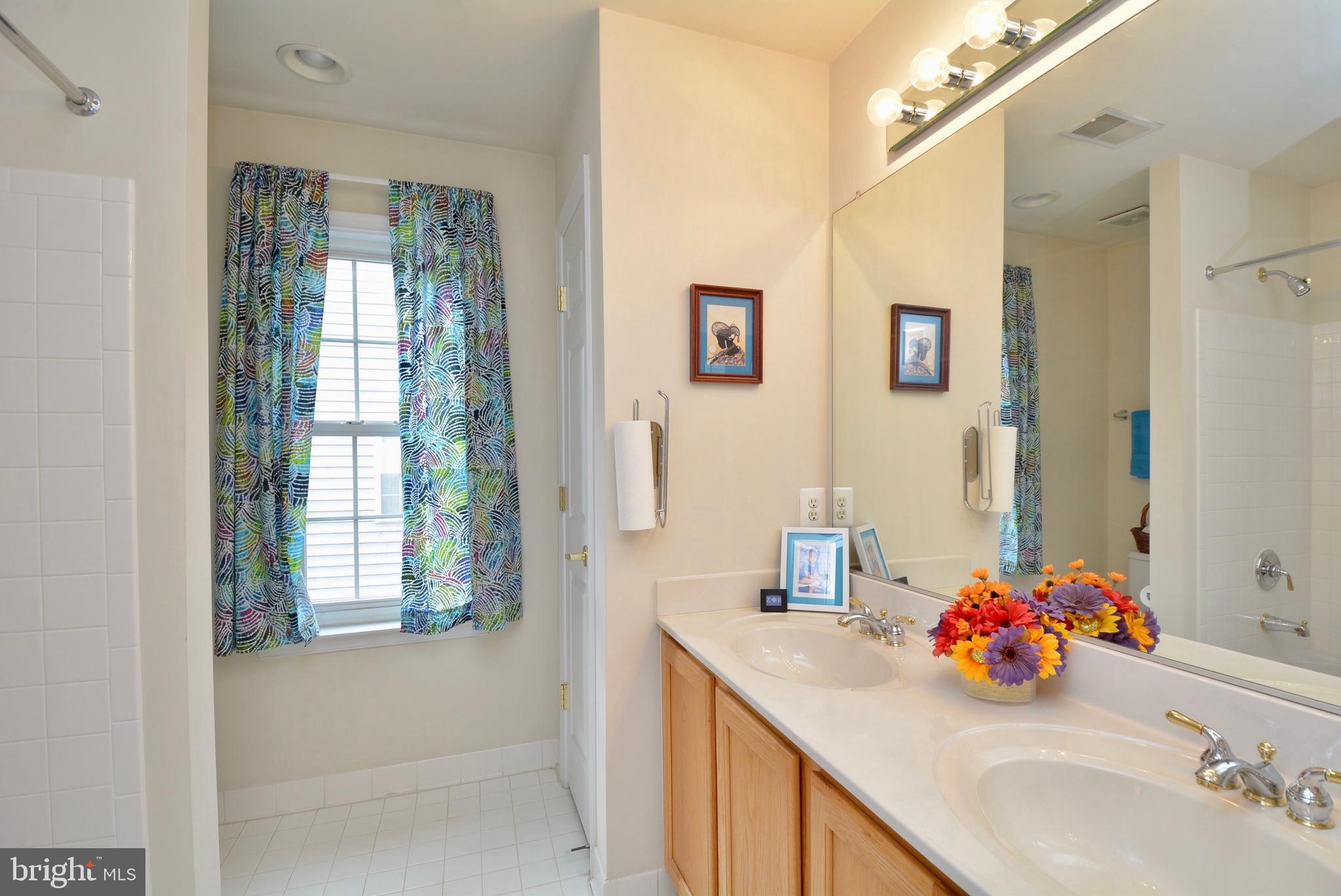 6306 Rory Court Lanham, MD 20706 - Photo 28 of 42 Hall bath