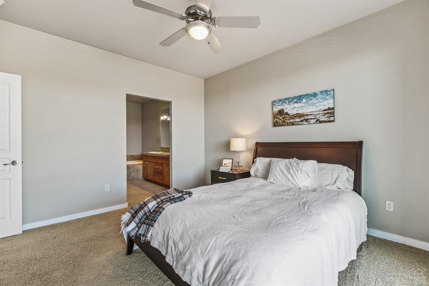 10880 Village Loop Redmond, OR 97756 - Photo 18 of 23 Additional Photo