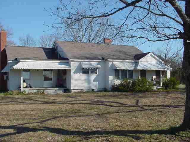 307 Hillside Church Road Fountain Inn, SC 29644 - Photo 3 of 9
