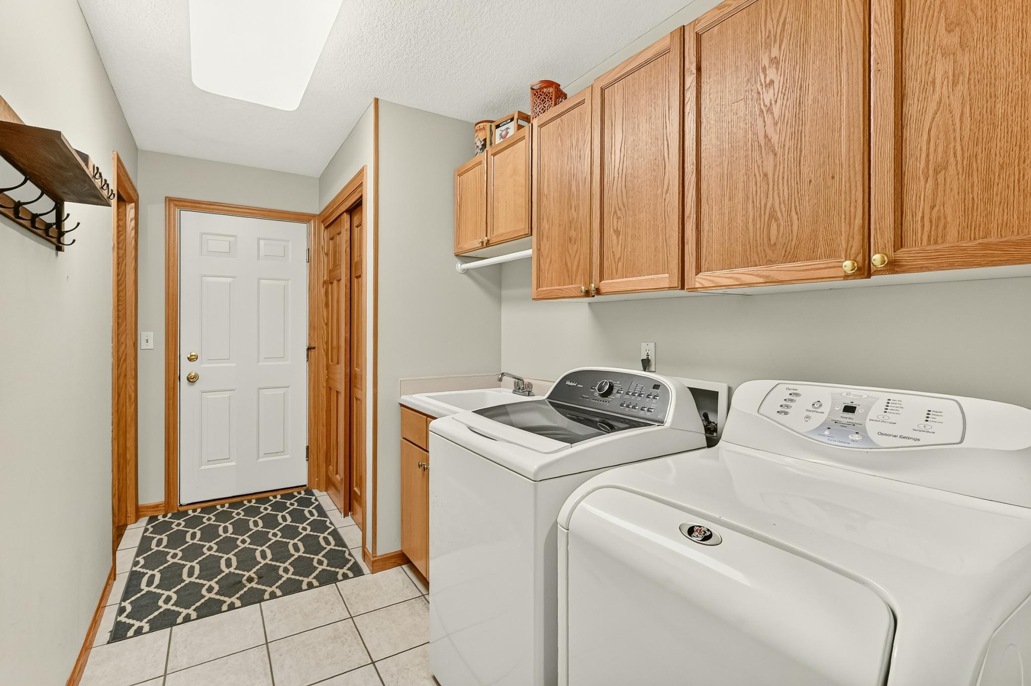 3407 Birchwood Lane Southwest Rochester, MN 55902 - Photo 11 of 41