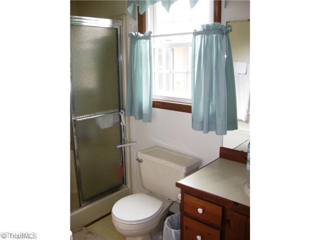 3147 Flynt Road Liberty, NC 27298 - Photo 8 of 15 Master Bath/Spa.