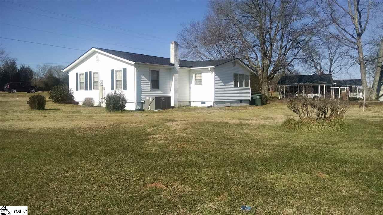 10483 Augusta Road Pelzer, SC 29669 - Photo 14 of 15