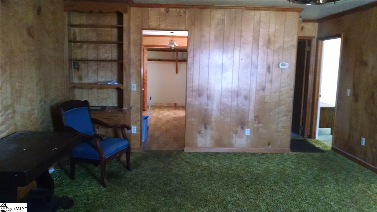 10483 Augusta Road Pelzer, SC 29669 - Photo 3 of 15