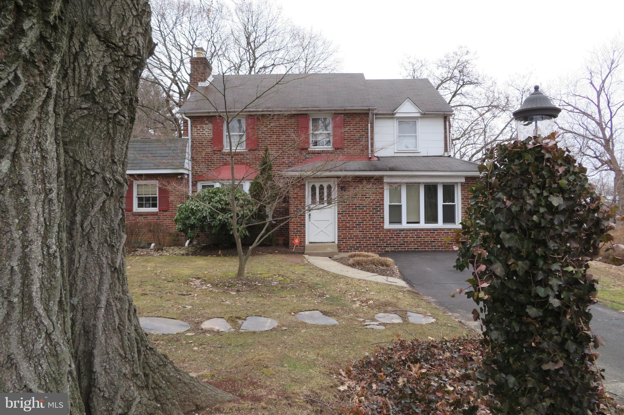 633 Ashmead Road Cheltenham, PA 19012 - Photo 2 of 40 House only with private entrance and drive.