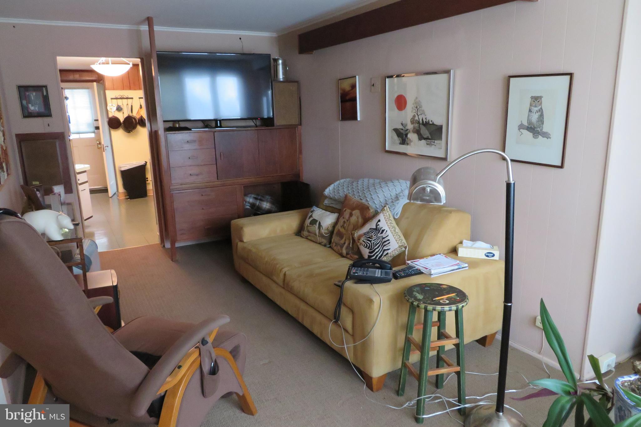 633 Ashmead Road Cheltenham, PA 19012 - Photo 15 of 40 Another view of den.