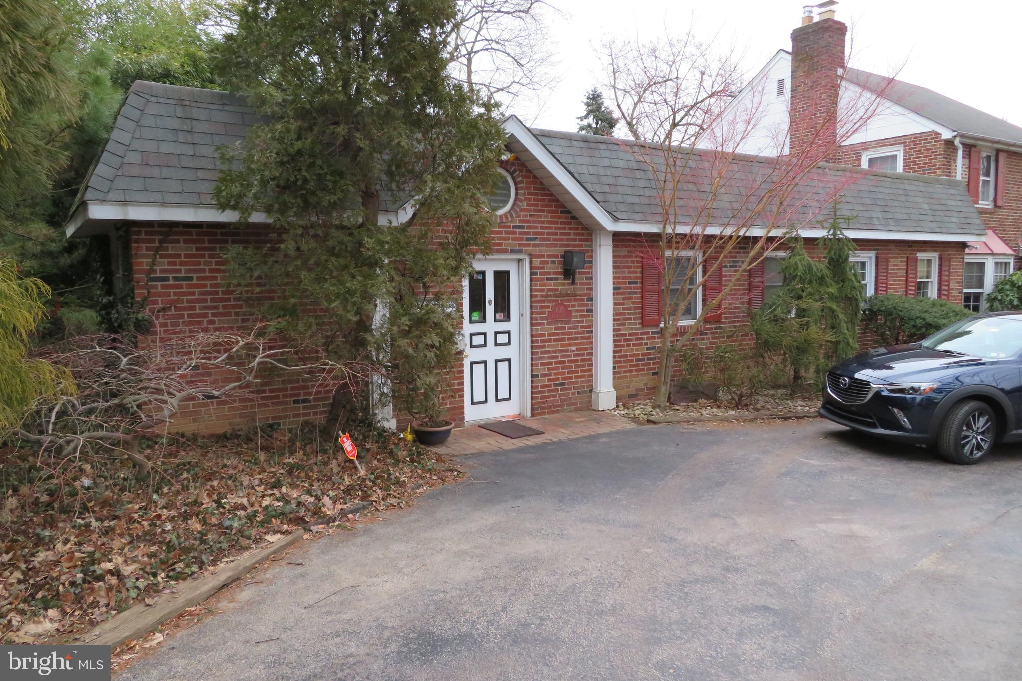 633 Ashmead Road Cheltenham, PA 19012 - Photo 3 of 40 Office addition with separate entrance and parking