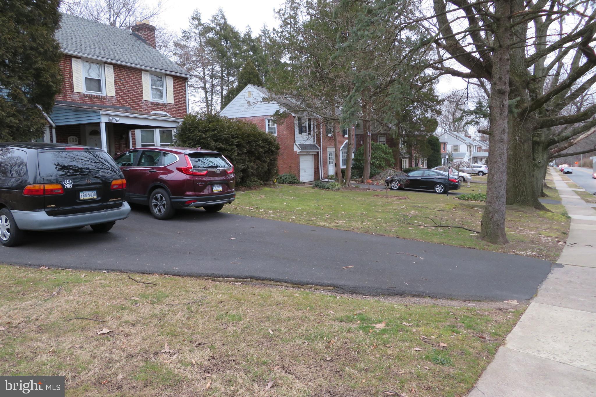633 Ashmead Road Cheltenham, PA 19012 - Photo 39 of 40 View down the street