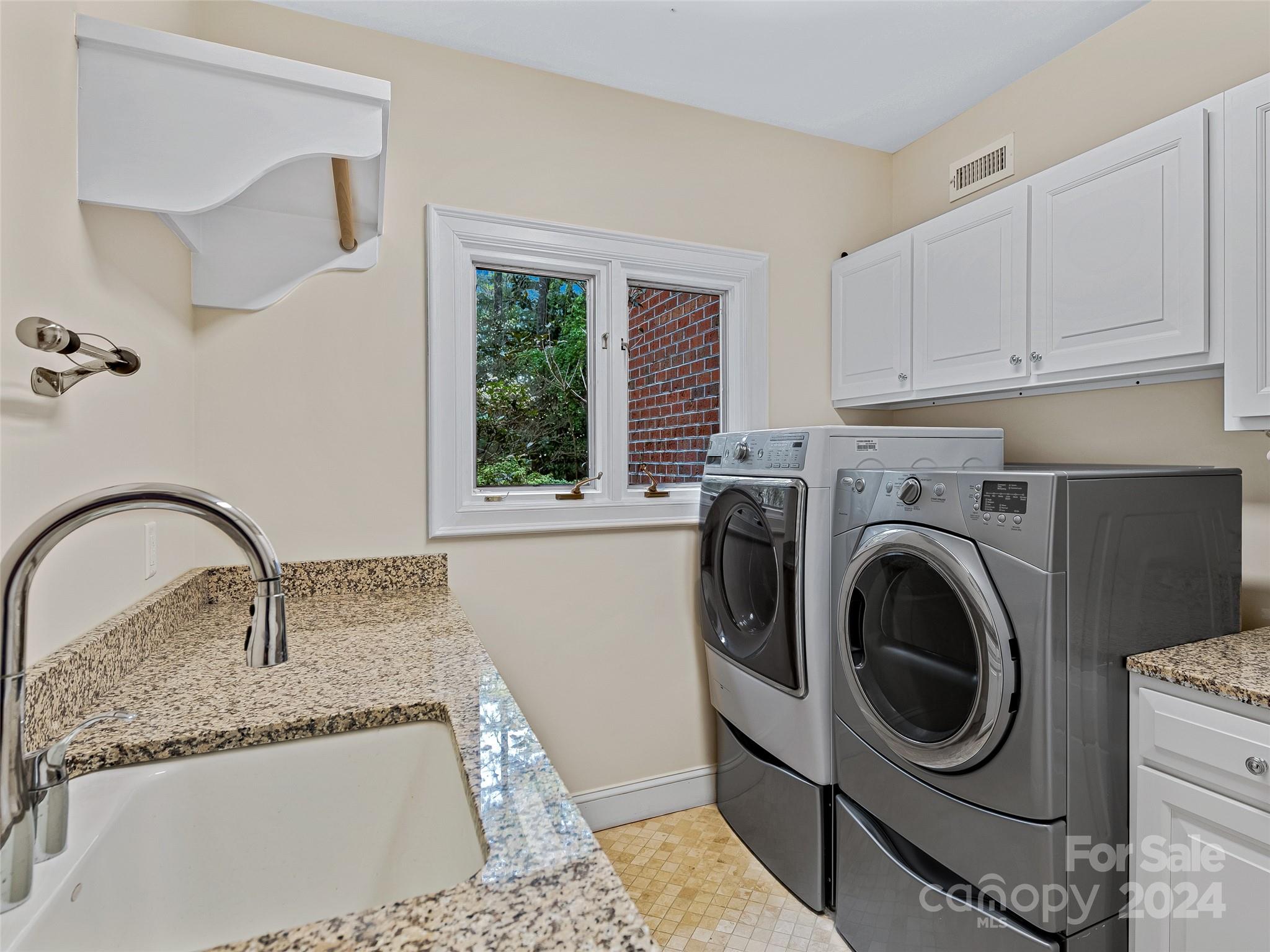 8 Hemlock Road Asheville, NC 28803 - Photo 34 of 47 Gallery Image 34