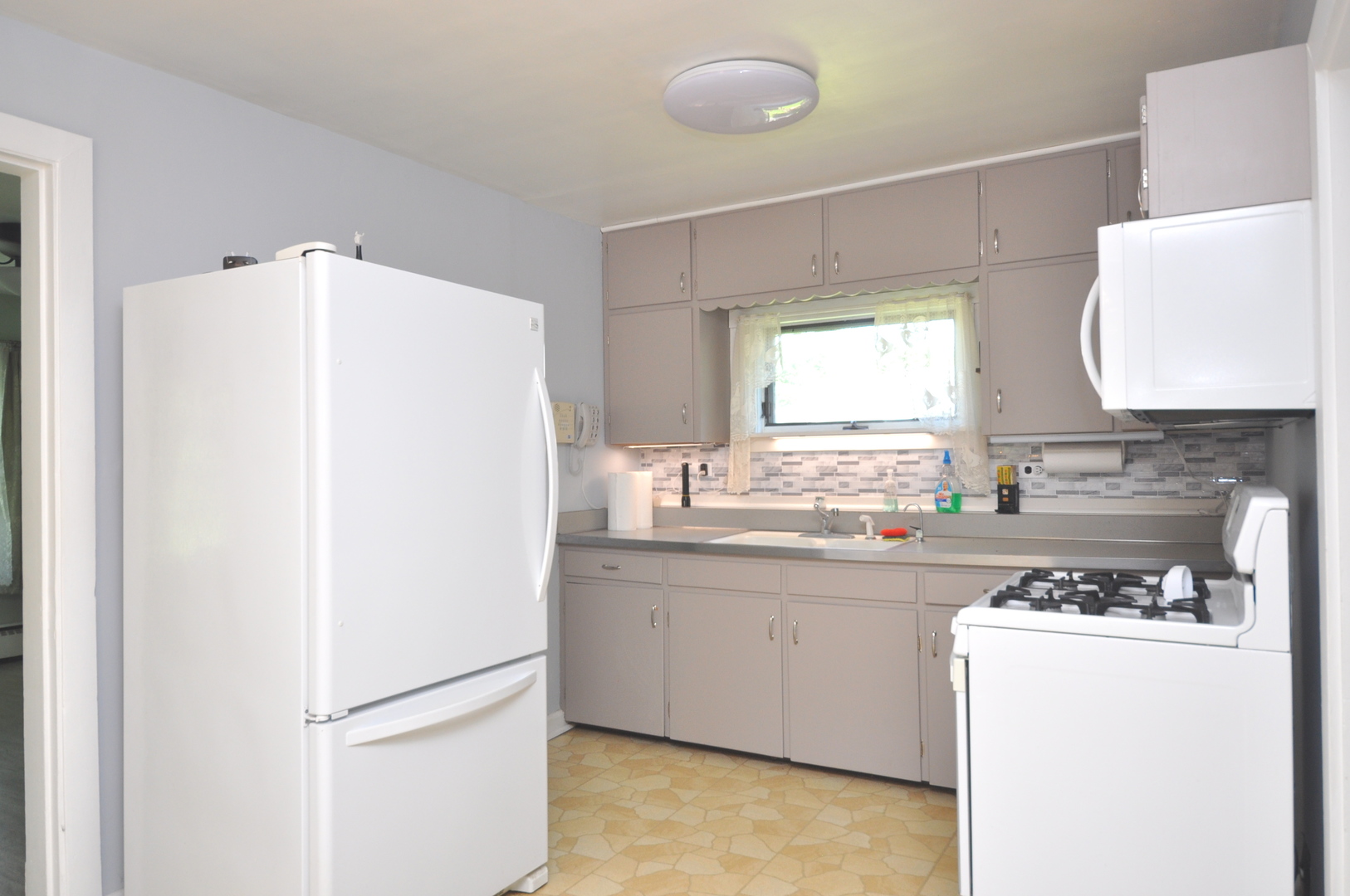 35909 North Helendale Road Ingleside, IL 60041 - Photo 8 of 26