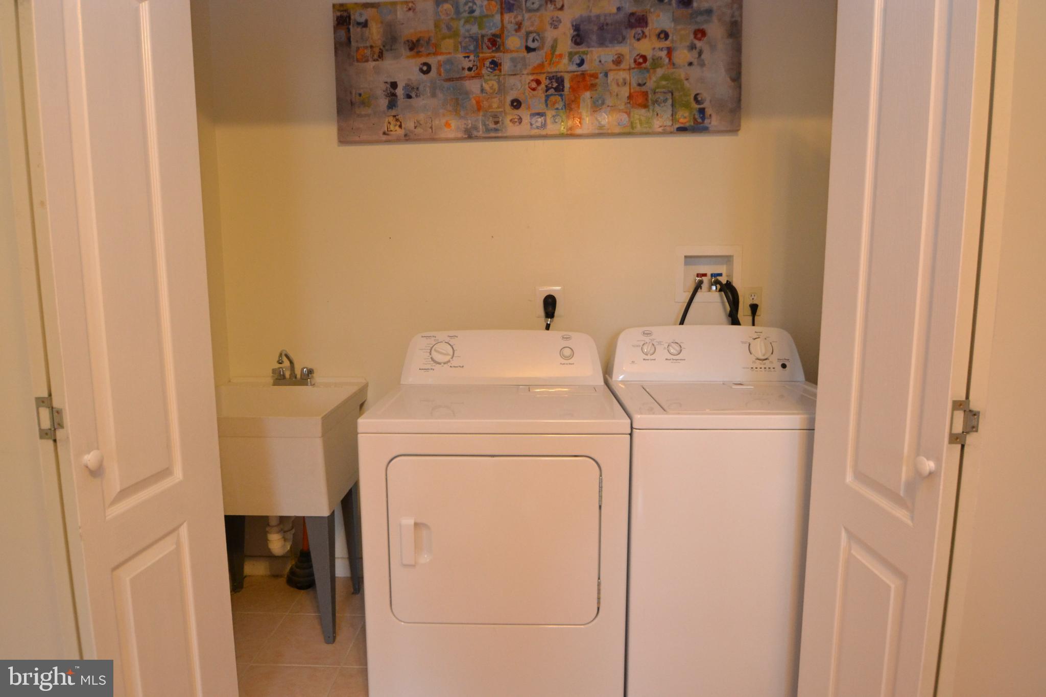 2410 Lawndale Road Finksburg, MD 21048 - Photo 16 of 37 Laundry area