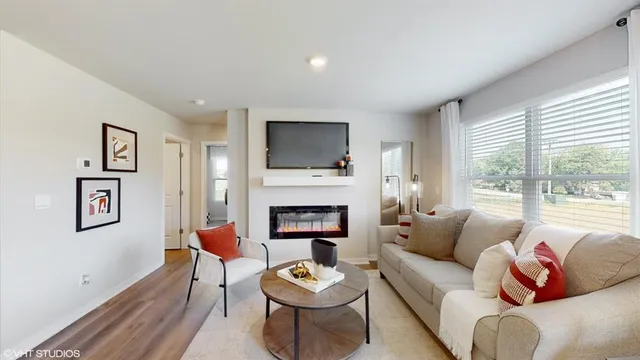 $409,990 | 604 Izzy Way, Liberty, MO 64068