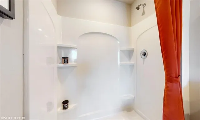 $409,990 | 604 Izzy Way, Liberty, MO 64068