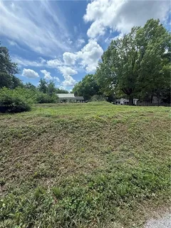 $360,000 | 8105-8107 Main Street, Kansas City, MO 64114