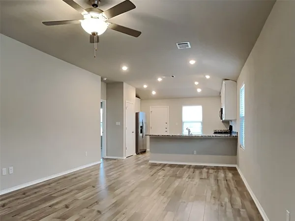 $2,079 | 5240 Gallop Lane, Georgetown, TX 78626