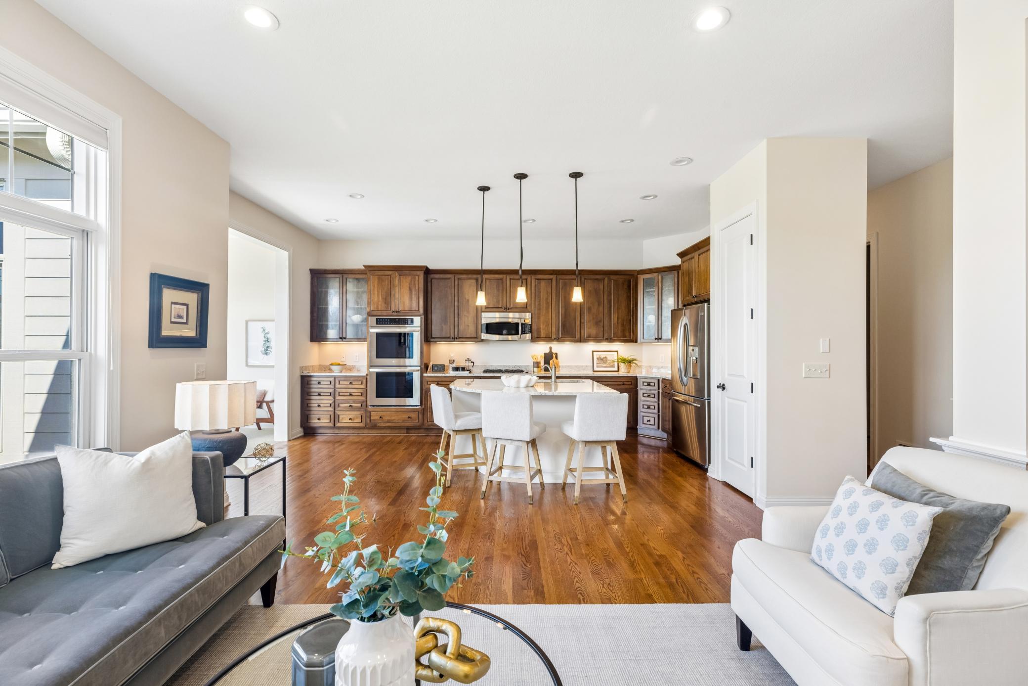 1354 Riverside Lane Mendota Heights, MN 55118 - Photo 15 of 51 Gallery Image 15