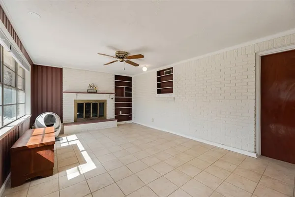 $387,000 | 1610 Laurelwood Drive, Denton, TX 76209