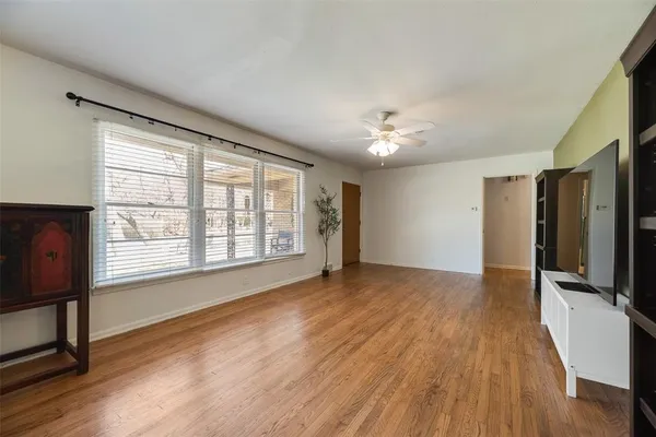 $375,000 | 1610 Laurelwood Drive, Denton, TX 76209