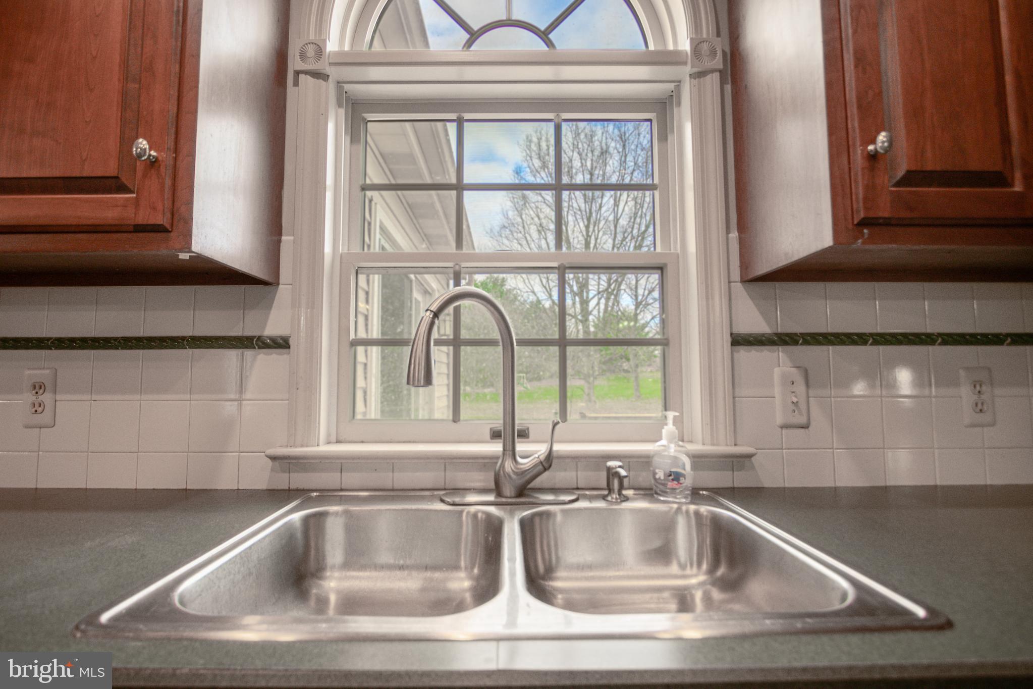 306 Rumford Road Lititz, PA 17543 - Photo 13 of 52