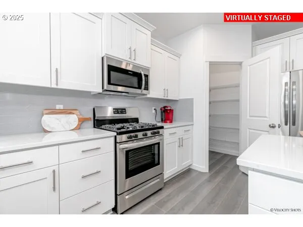 $664,960 | 16429 Southeast Pacific Crst Trl Place, Unit 763, Happy Valley, OR 97086