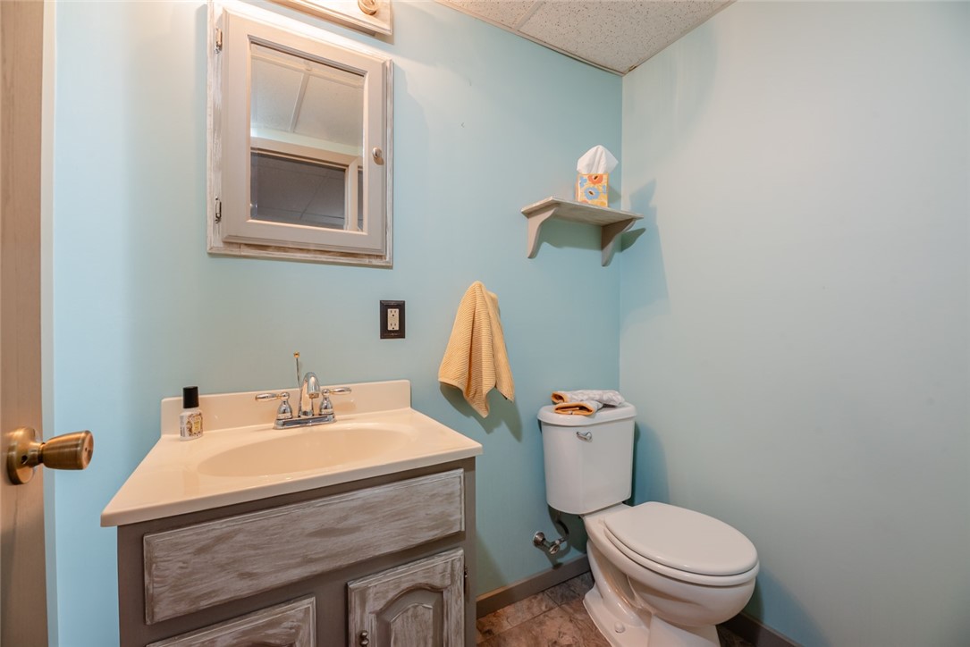 268 Volk Road Webster, NY 14580 - Photo 33 of 42