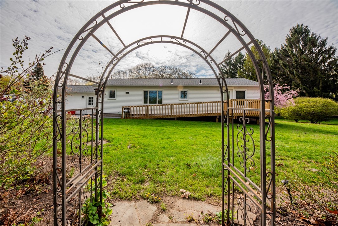 268 Volk Road Webster, NY 14580 - Photo 40 of 42