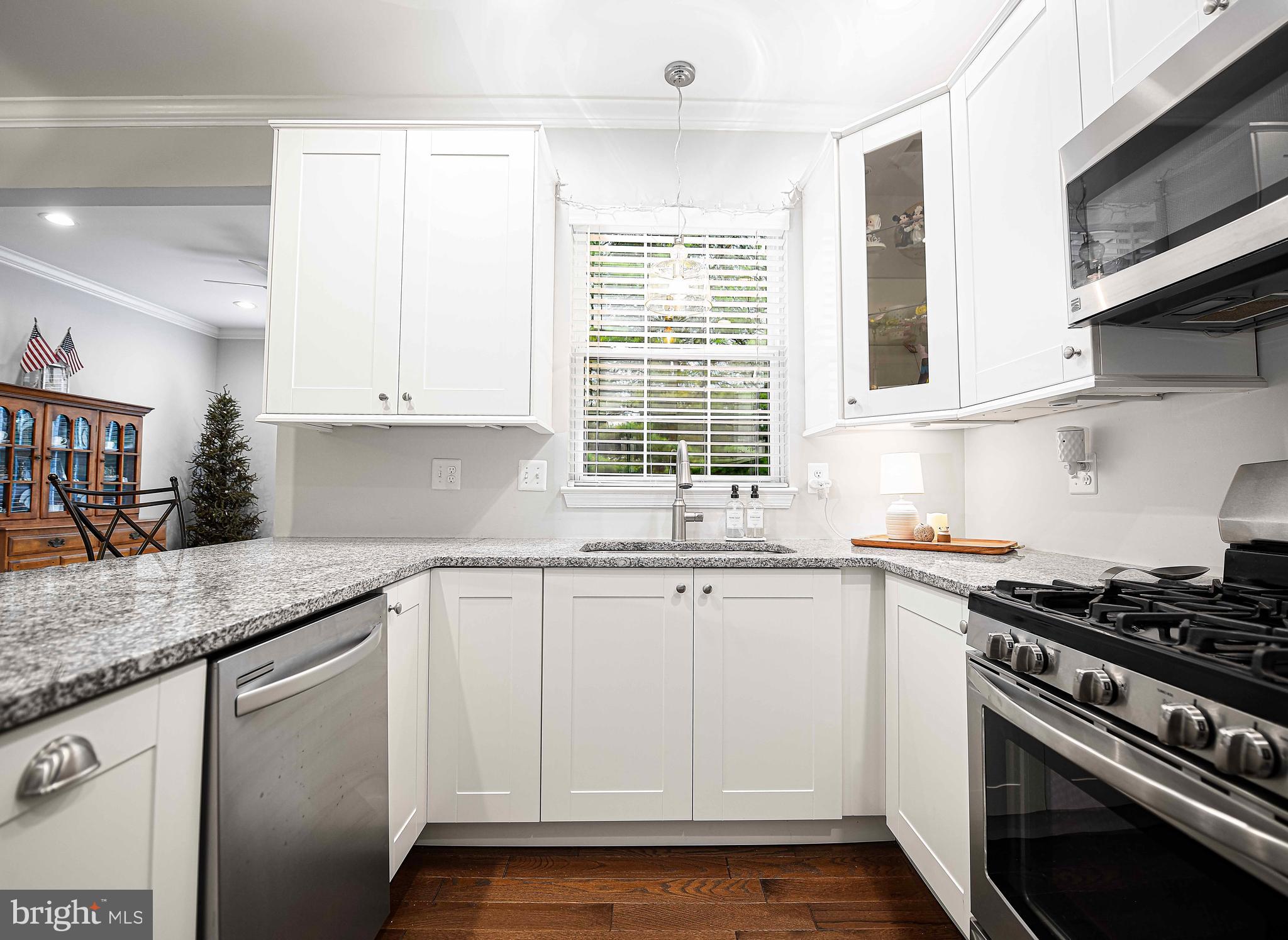1418 Roman Ridge Way Bel Air, MD 21014 - Photo 14 of 43 White shaker cabinets
