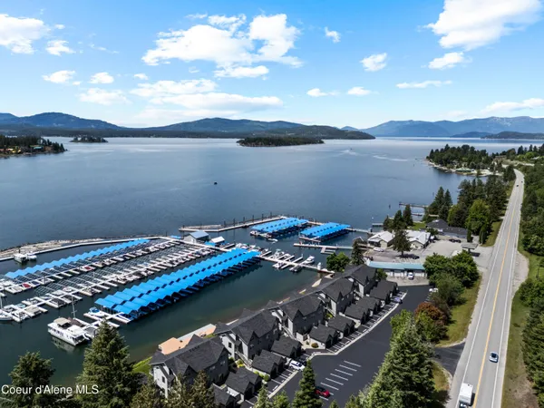 $699,000 | 46700 Highway 200, Unit 304, Hope, ID 83836
