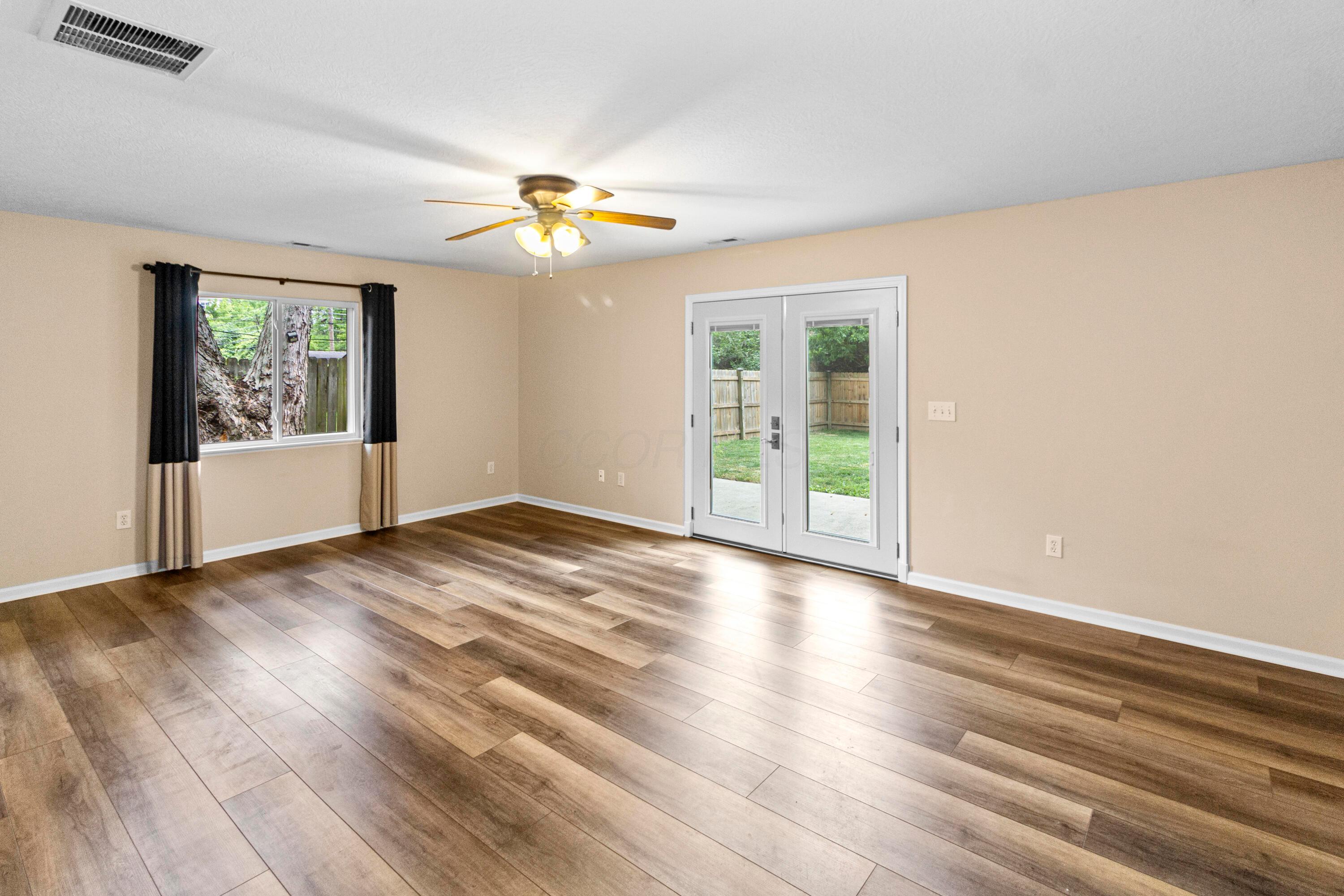 5176 Drivemere Road Hilliard, OH 43026 - Photo 10 of 28 5176 Drivemere Rd (10)