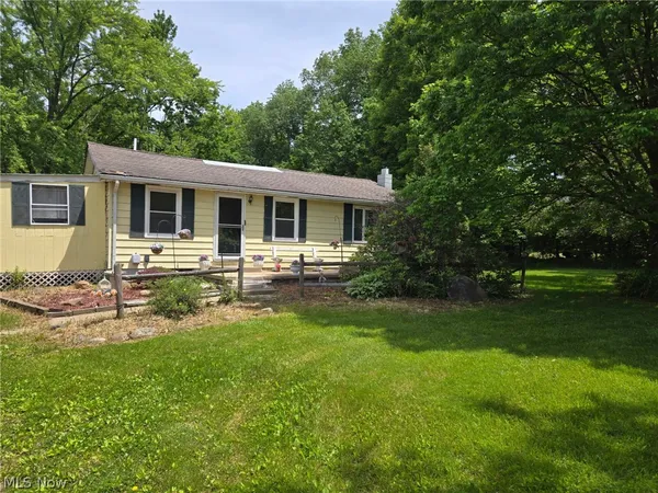 $239,500 | 348 Fox Lake Road, Wooster, OH 44691