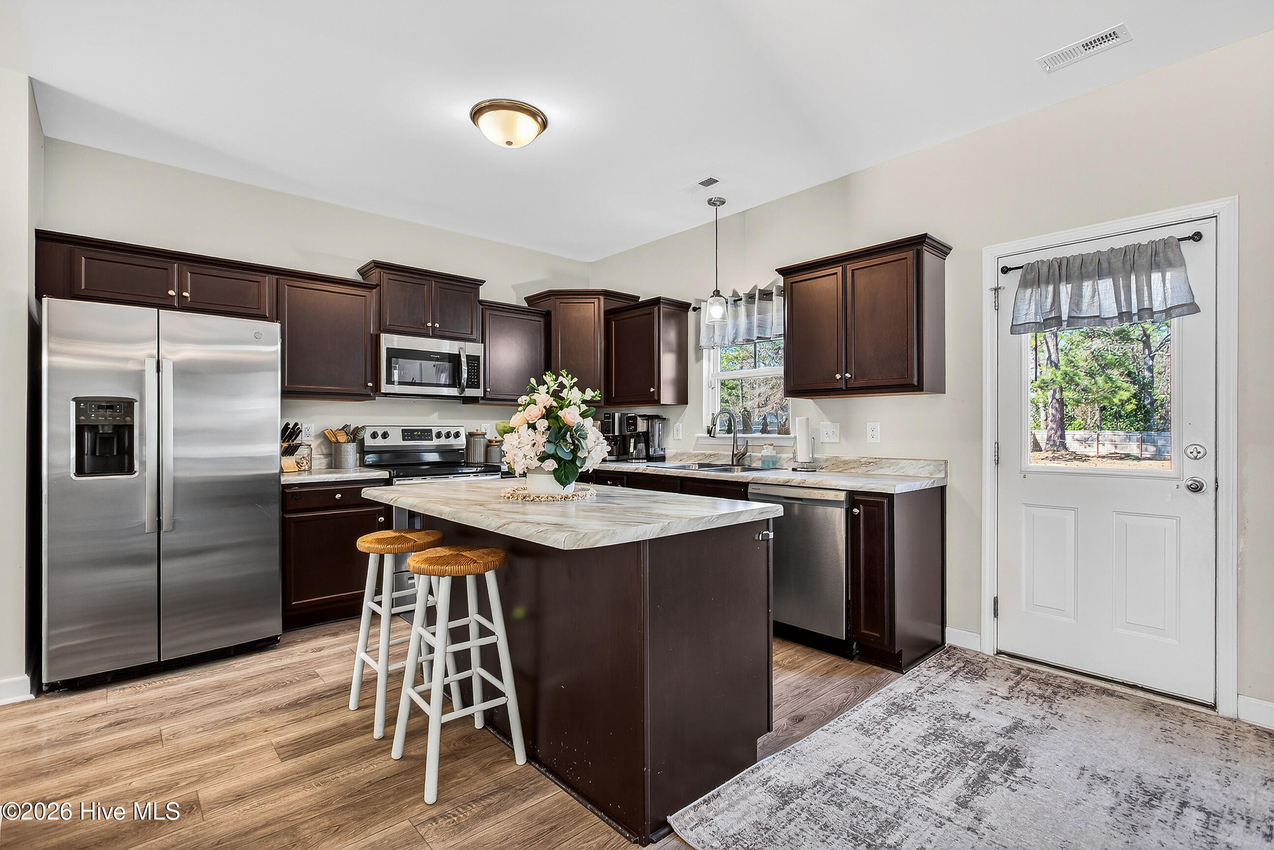 2164 Dawson Cabin Road Jacksonville, NC 28540 - Photo 9 of 39 08