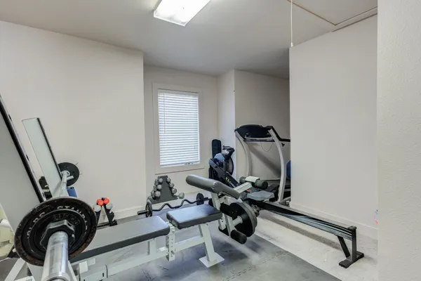 $835,000 | 8417 County Road 6940, Lubbock, TX 79407