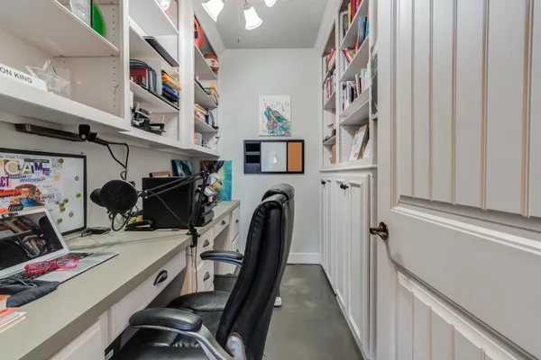 $835,000 | 8417 County Road 6940, Lubbock, TX 79407