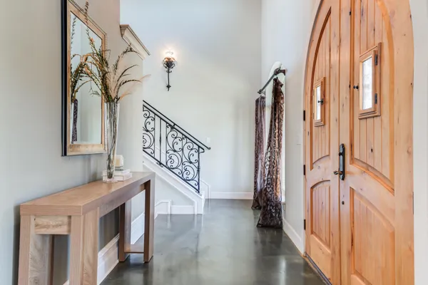 $835,000 | 8417 County Road 6940, Lubbock, TX 79407