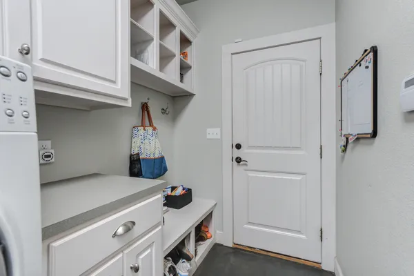 $835,000 | 8417 County Road 6940, Lubbock, TX 79407