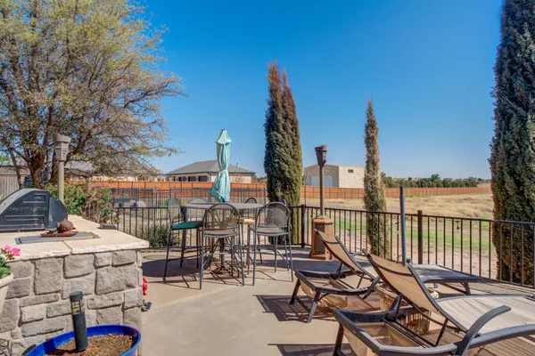 $835,000 | 8417 County Road 6940, Lubbock, TX 79407