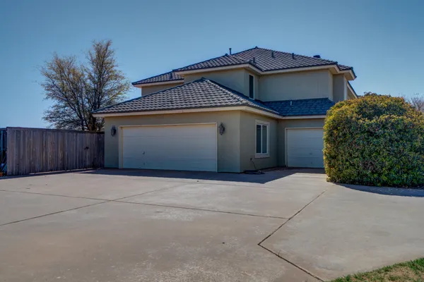 $835,000 | 8417 County Road 6940, Lubbock, TX 79407